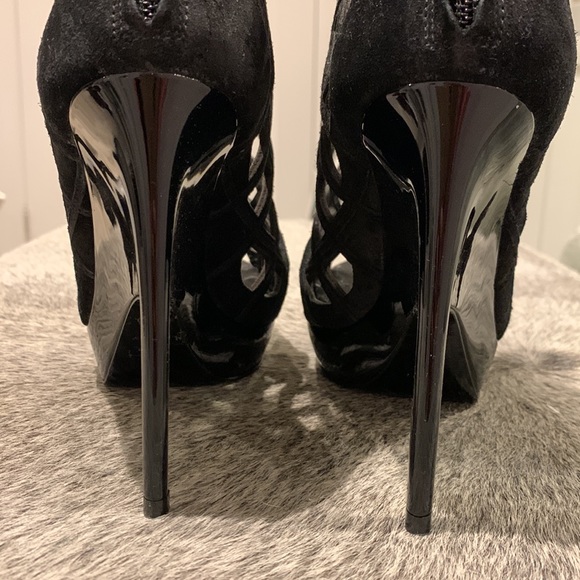 Mint condition BURBERRY Edenside Heels - Picture 8 of 11